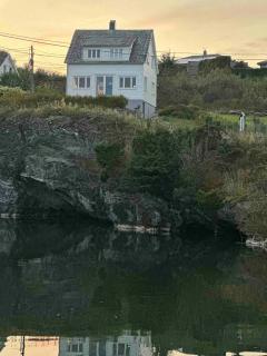 Idyllic Cabin At Bømlafjorden With Sea View - 4