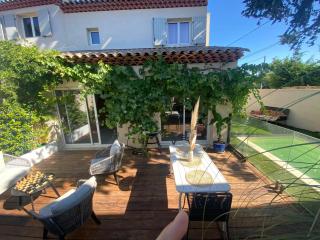 Peaceful Family Retreat In Aix-En-Provence - 5