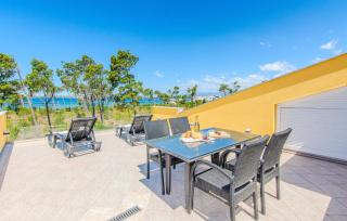 Amazing Apartment In Privlaka With Wifi - Privlaka - 3
