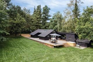 Kalmar House With Fine Aesthetics And Real Vibe - Vejby - 4
