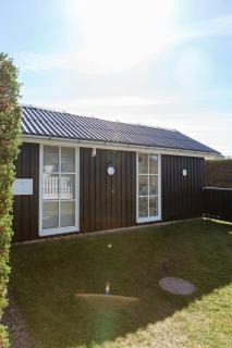 Classic House 100 Meters To The Beach - 2