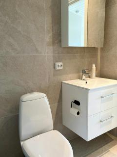 Modern Holiday Home With Sea View In Øysang - 1