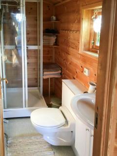 Charming Artist's Cabin With Sea View Near Bergen - 3