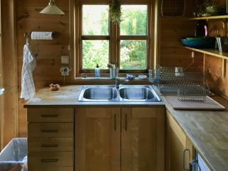 Charming Artist's Cabin With Sea View Near Bergen - 6