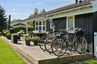 Holiday Home With Wildlife And Nature Reserve - Marielyst - 1