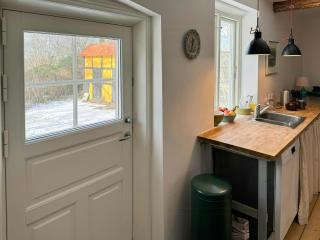 Historic Holiday Home Charm By The Sea In Hasle - Hasle - 9