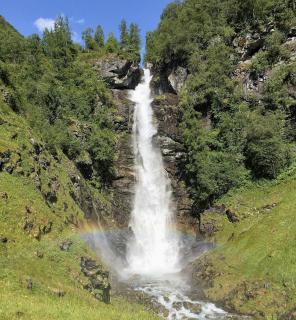 Charming House In Loen, In The Heart Of Nordfjord - 4