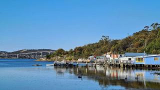 Grappa Court Penthouse Apartment in North Hobart - - 9