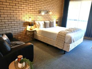 Birch Motel Tocumwal Previously Known as Kanimbla Motor Inn - Tocumwal - 5