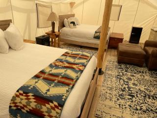 Yellowstone Dreamin Camp - 6