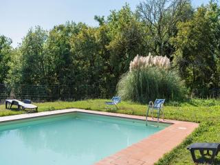 Villa in Tuscany with Heated Pool & Sports Court - Poppi - 5