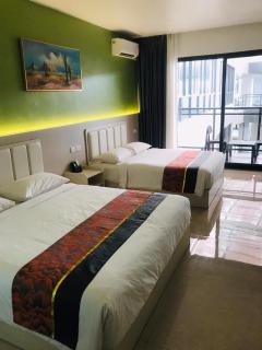 Nausori Plaza Hotel - - 5