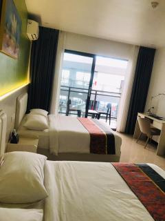 Nausori Plaza Hotel - - 1