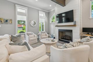 Elegant Coastal Retreat - Bay Saint Louis - 7