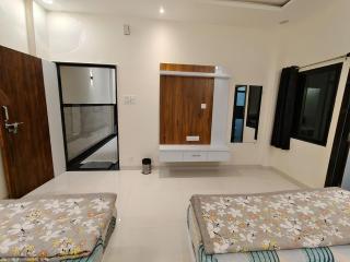 Hotel Narmada Shree - 7