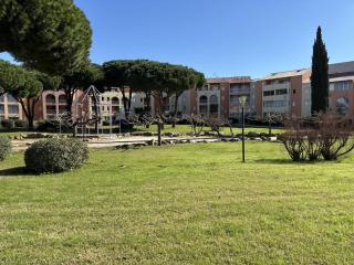 Studio à La Londe-les-Maures avec terrasse - FR-1-826-14 - La Londe-les-Maures - 2