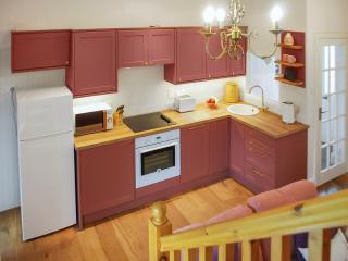 School Cottage - West Burton - 5