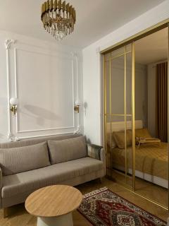 Апартаменты Four Seasons - Almaty - 0