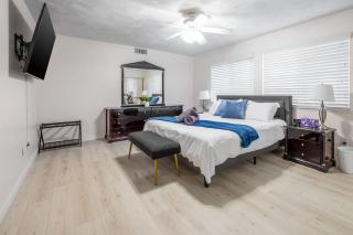 5 Bedroom Home With Firepit - 5
