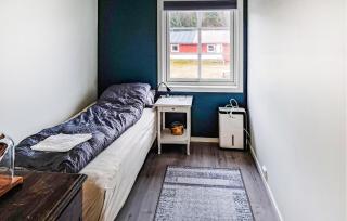 4 Bedroom Cozy Home In Hol I Tjeldsund - Dragland - 1