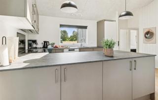 Amazing Home In Højby With Sauna - Højby - 5
