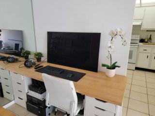 Outstanding 2bd-2ba in Key Biscayne - 1