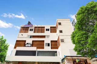 Super Hotel O Kompally Residency - 9