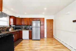 Spacious 7BD Lake View mins to Beach & Boardwalk - Atlantic City - 3