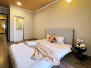Skyline City LuxeRetreat 3BR 4BA Walk to Bui Vien - Ho Chi Minh - 4