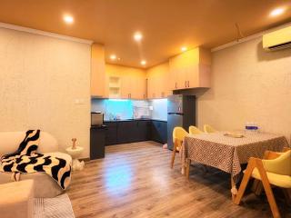 Skyline City LuxeRetreat 3BR 4BA Walk to Bui Vien - Ho Chi Minh - 3