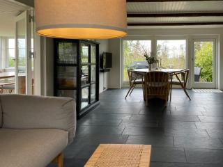 Home With Fjord View In Modern Style - Hjarbæk - 3