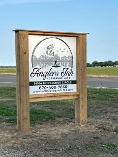 Anglers Inn Horseshoe - Hughes - 0