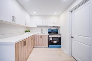 nest in orchard-main unit 2B - Toronto - 1