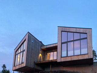 Architect-Designed Cabin With View In Molde - Røvik - 2