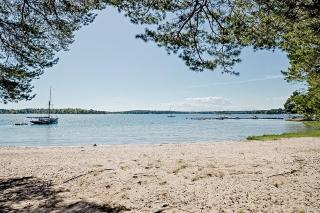 Charming House With Sea Proximity On Djurö - Djurhamn - 1