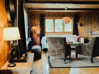 Charming 70S Cabin With Stunning View - Ron - 0