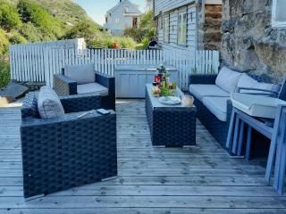 Traditional House With Personal Decor - 4