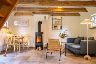 Oasis Of Peace Near The Lake - 1