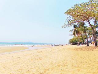 Sea View Beachfront Condos Pattaya Jomtien Beach - Jomtien Beach - 2