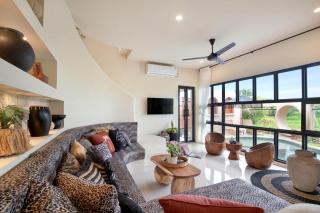 Villa Ayoun Canggu 3 Bedrooms - Tumbak Bayuh - 0
