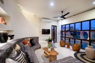 Villa Ayoun Canggu 3 Bedrooms - Tumbak Bayuh - 8
