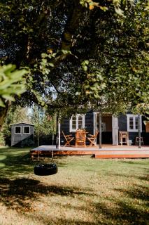 Cottage Life In Intimate Wooden Cabin - Dronningmølle - 0