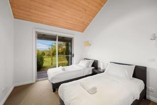Cozy 2BR Cottage Near Beach & Village Shops - Balnarring - 1