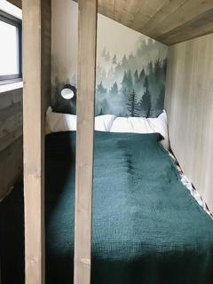 Enjoy Simple Cabin Life In Nature - 2