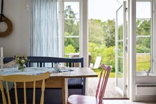 Summer Living In Nature And Lakeside In Halland - 1