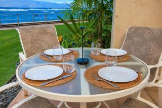 Zen by the Sea, Ground-Level Paradise with Ocean Views - 4