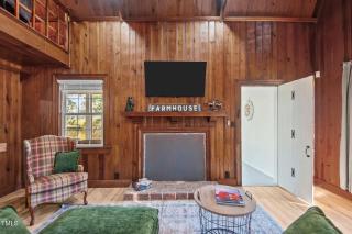 The Whimsical Barn - Rocky Mount - 2