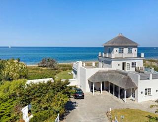 Unique Summer House With Elegance And Sea Views - Græsted - 0
