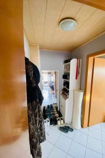 2 Zimmer DG Wohnung mit EBK und großem Balkon! - Flein - 2