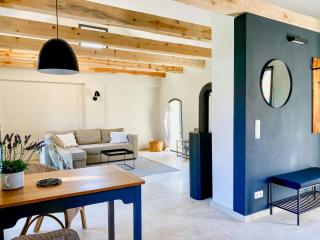 Aesthetic Meets History In The Renovated Stable - Küsten - 3
